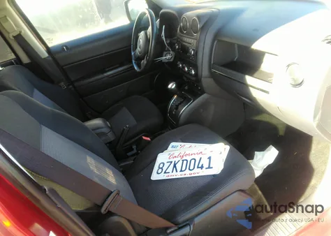 2012 Jeep Patriot Latitude z USA, uszkodzony, nr VIN 1C4NJRFB3CD624338